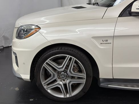 Used 2012 Mercedes-Benz ML 63 AMG 4MATIC image 12