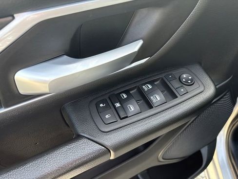 Used 2023 RAM 1500 Big Horn image 19