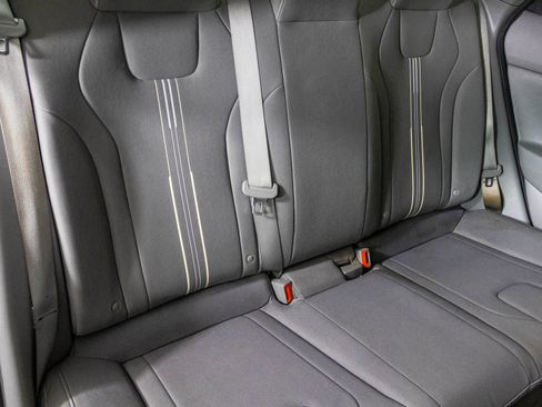 Used 2022 Hyundai Elantra SEL w/ Cargo Package image 37