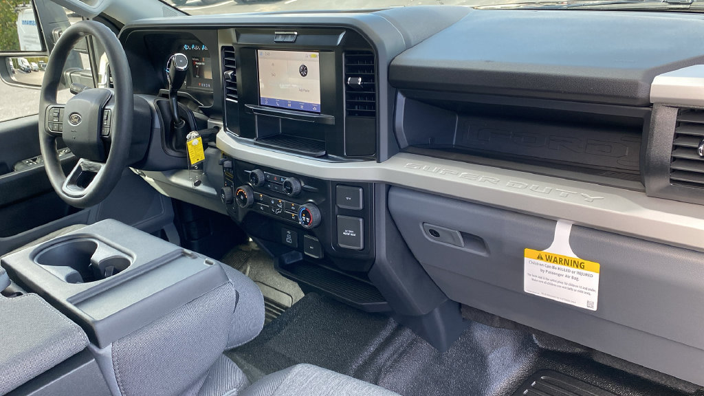 New 2027 Ford F450 XL w/ 360-Degree Camera Package AWD/4WD image 11