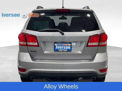 Used 2019 Dodge Journey SE FWD image 8