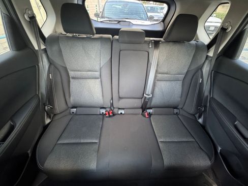 Used 2025 Nissan Rogue SV image 40