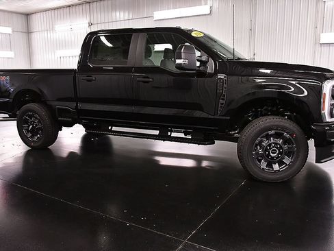 New 2026 Ford F250 XL w/ STX Appearance Package AWD/4WD image 8