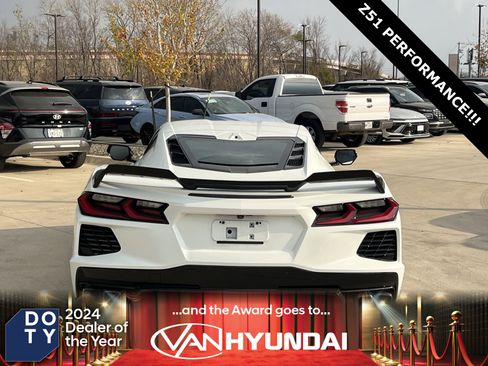 Used 2021 Chevrolet Corvette Stingray w/ Z51 Performance Package image 10