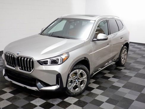New 2026 BMW X1 xDrive28i w/ Convenience Package AWD/4WD image 2