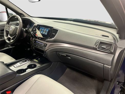 Used 2025 Honda Passport EX-L image 29