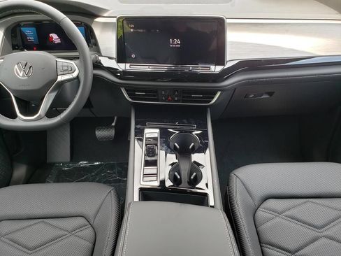 New 2026 Volkswagen Atlas Cross Sport SE AWD/4WD image 8