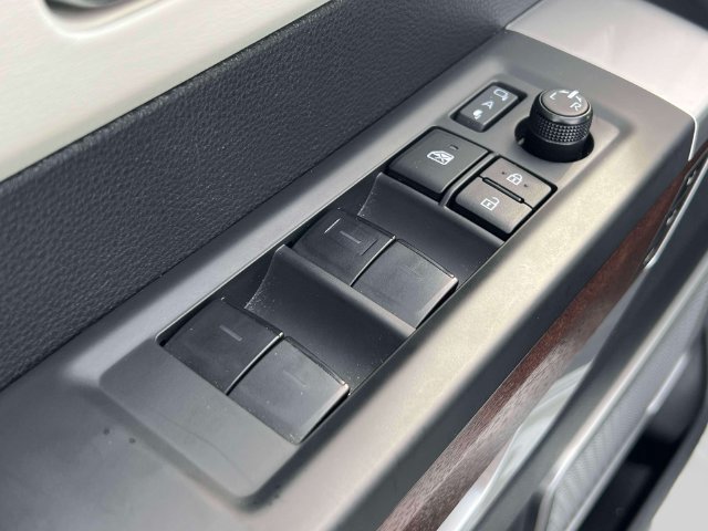 Certified 2025 Toyota Tundra Capstone AWD/4WD image 22