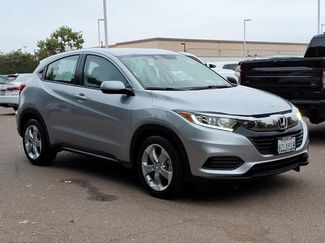 Used 2022 Honda HR-V LX video 3