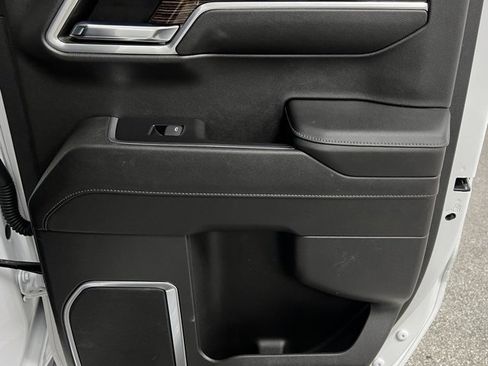 Used 2024 GMC Sierra 1500 Elevation image 47