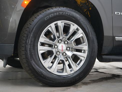 Used 2021 GMC Yukon XL Denali image 31