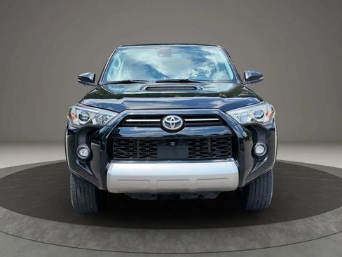 Used 2023 Toyota 4Runner TRD Off-Road Premium w/ Off Road Premium Plus Package AWD/4WD image 2