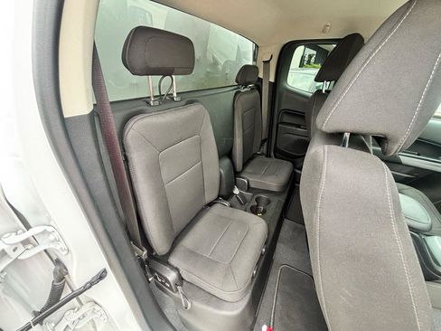 Used 2022 Chevrolet Colorado LT w/ Safety Package RWD image 54