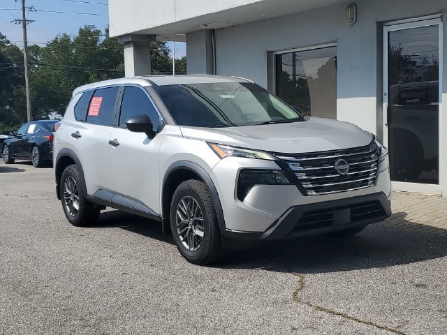 Certified 2024 Nissan Rogue S FWD image 34