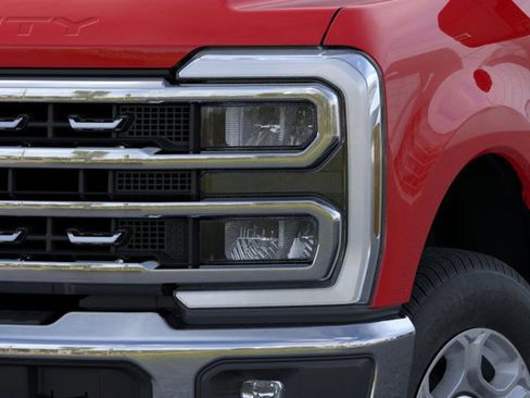 New 2026 Ford F250 XLT w/ XLT Premium Package image 18