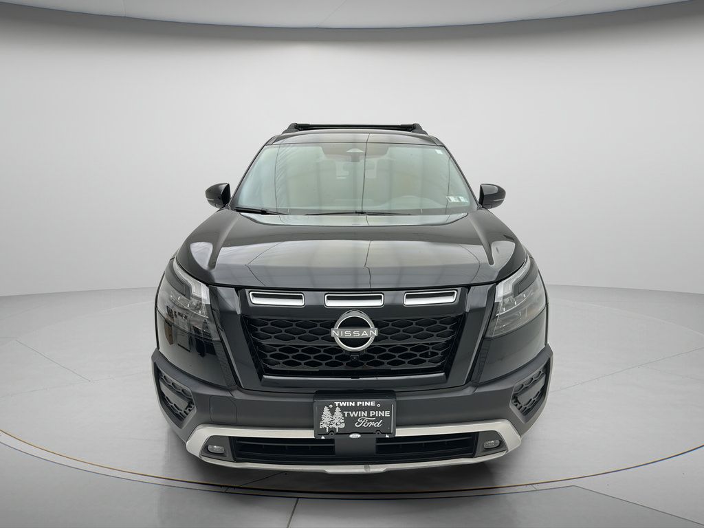 Used 2024 Nissan Pathfinder Rock Creek AWD/4WD image 2
