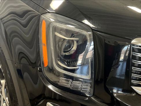 Used 2021 Kia Telluride EX image 34