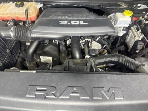 Used 2020 RAM 1500 Big Horn AWD/4WD image 9