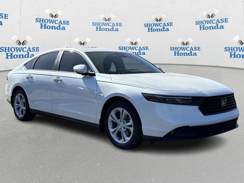 New 2025 Honda Accord LX image 4