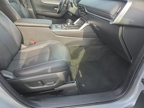 Used 2024 MAZDA CX-90 3.3 Turbo w/ Premium Package image 28