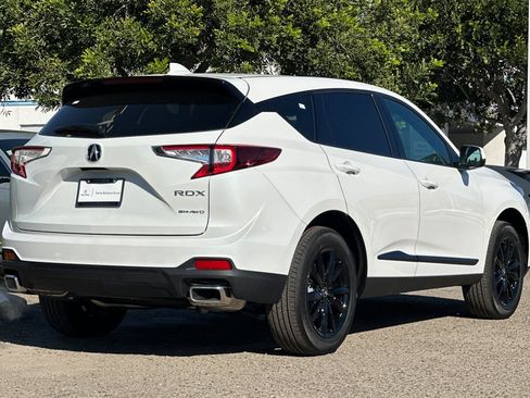 New 2025 Acura RDX SH-AWD image 4