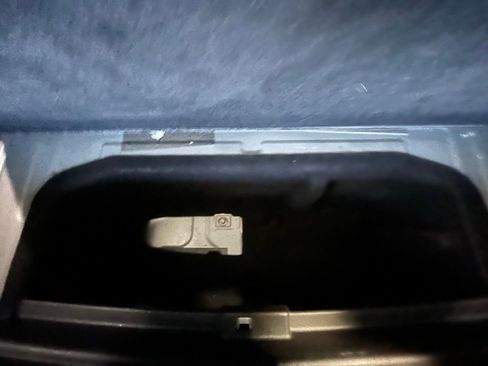 Used 2023 Volkswagen ID.4 Pro image 26