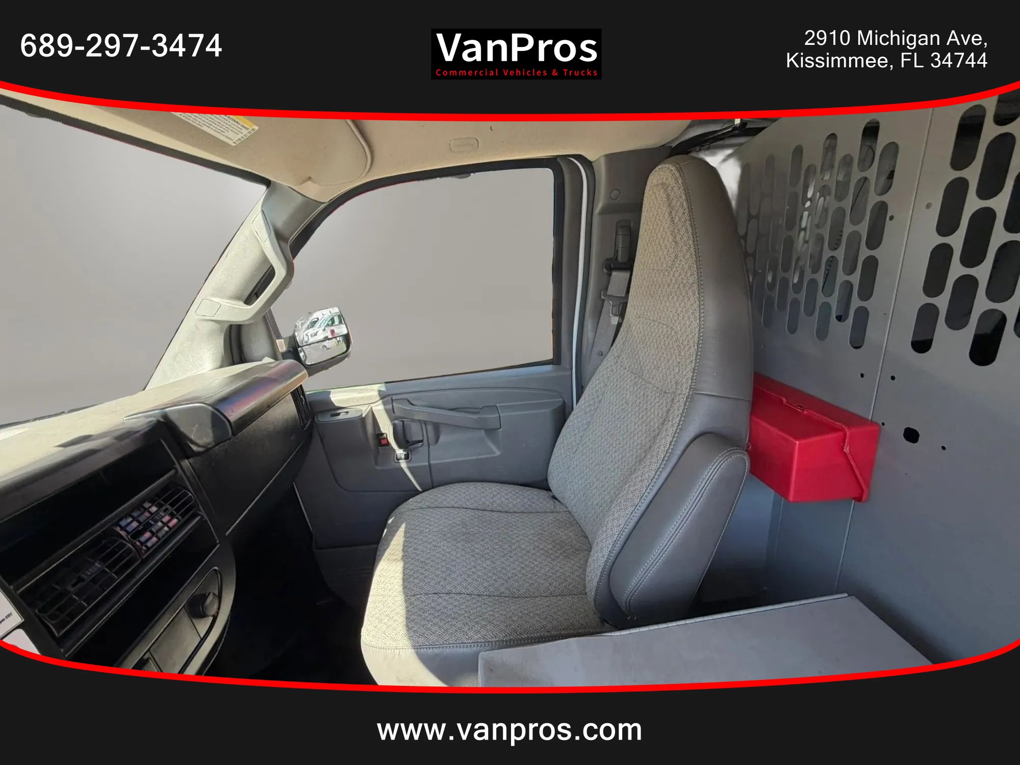 Used 2022 Chevrolet Express 2500 w/ Driver Convenience Package RWD image 11