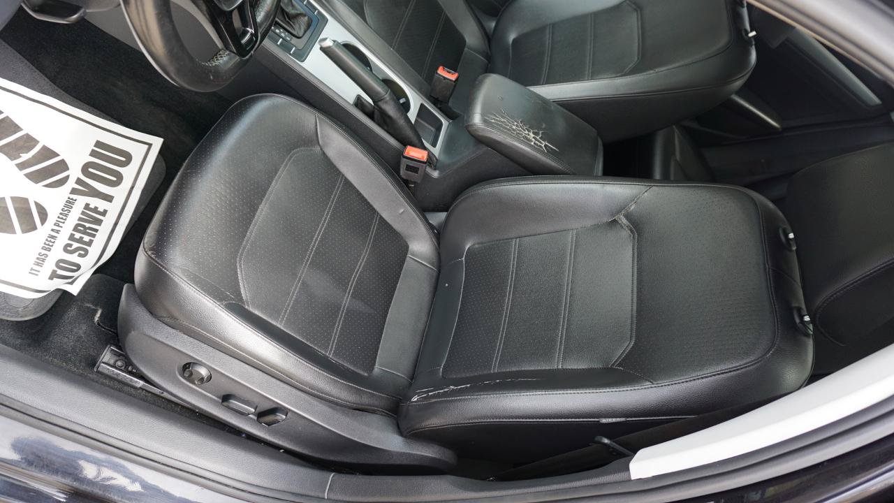 Used 2019 Volkswagen Passat 2.0T Wolfsburg FWD image 17