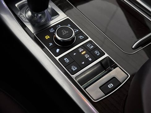 Used 2017 Land Rover Range Rover Sport Supercharged image 40