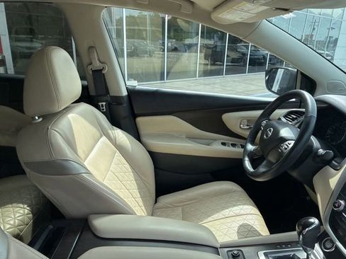 Used 2021 Nissan Murano Platinum w/ Cargo Package FWD image 10