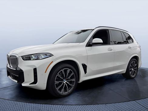Certified 2026 BMW X5 sDrive40i w/ M Sport Package RWD image 2