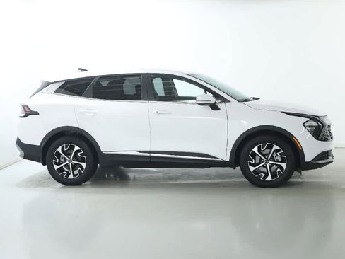 Used 2023 Kia Sportage EX image 11