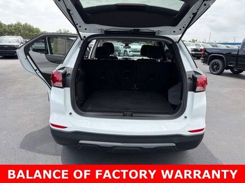 Used 2023 Chevrolet Equinox LT FWD image 16