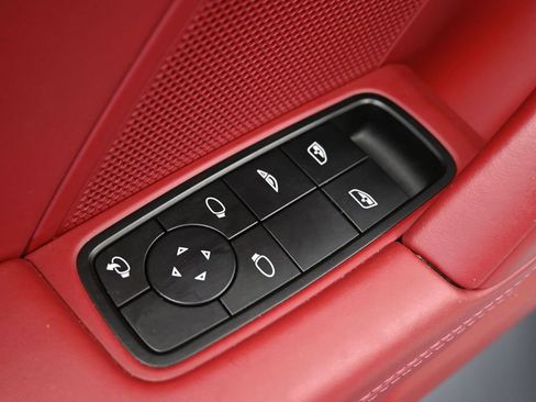 Certified 2023 Porsche 911 Carrera 4S AWD/4WD image 17