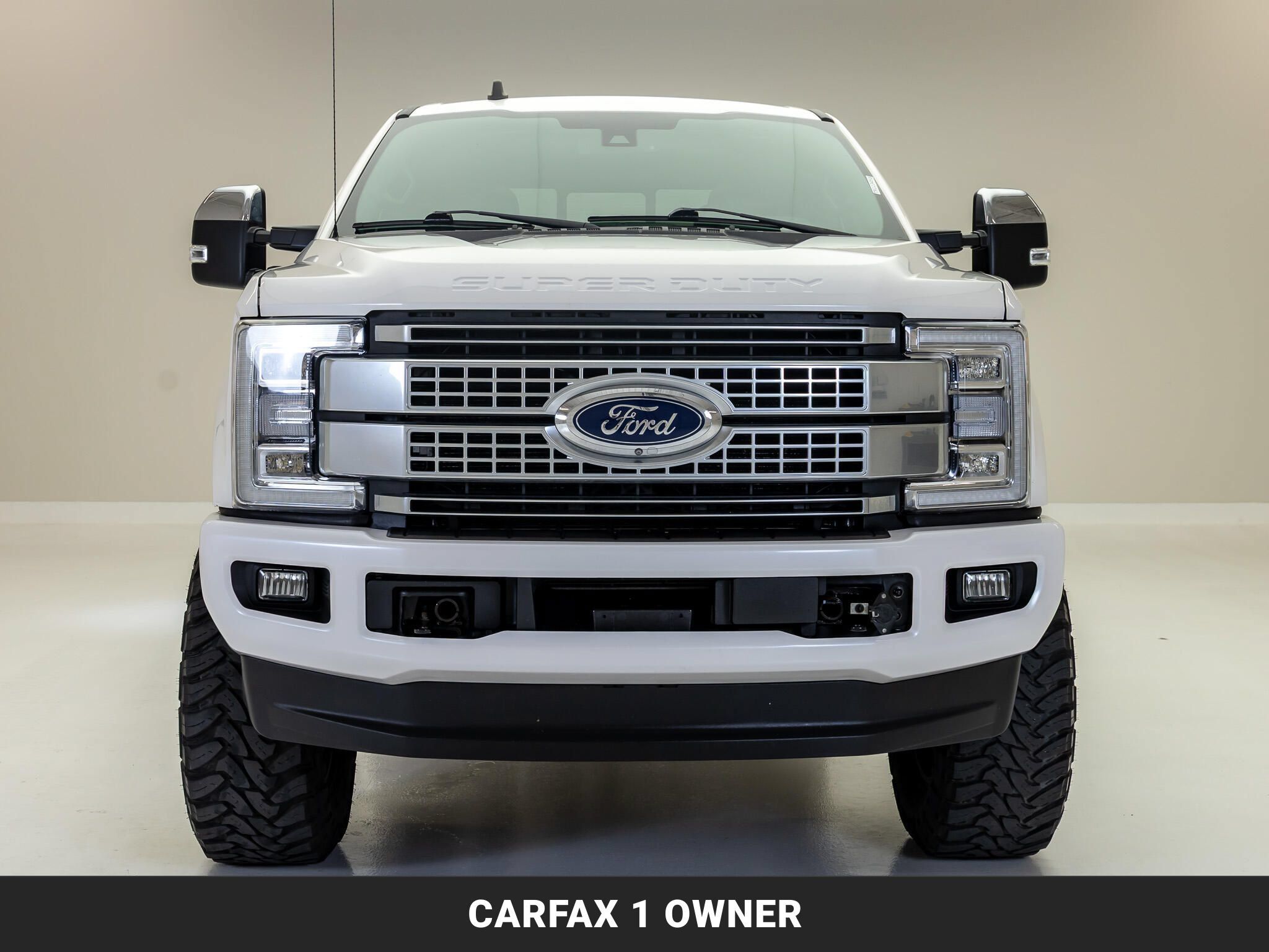 Used 2019 Ford F250 Platinum w/ Platinum Ultimate Package AWD/4WD image 3