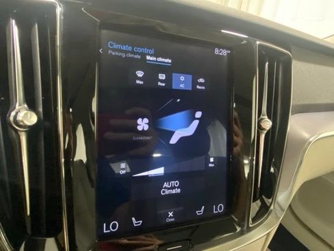 Used 2020 Volvo S60 T5 Momentum w/ Protection Package FWD image 23
