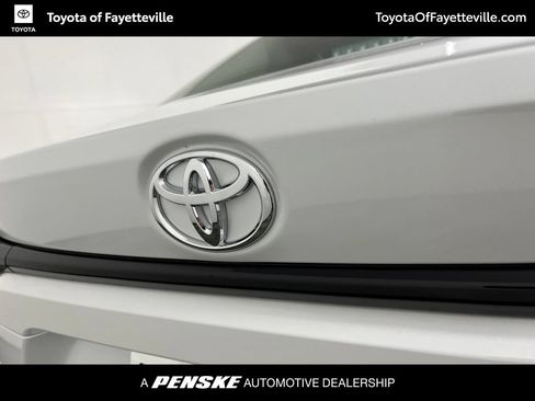 Used 2026 Toyota Corolla LE FWD image 17