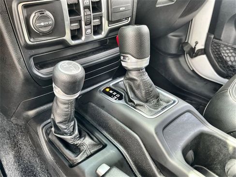 Used 2020 Jeep Wrangler Unlimited Sport image 16