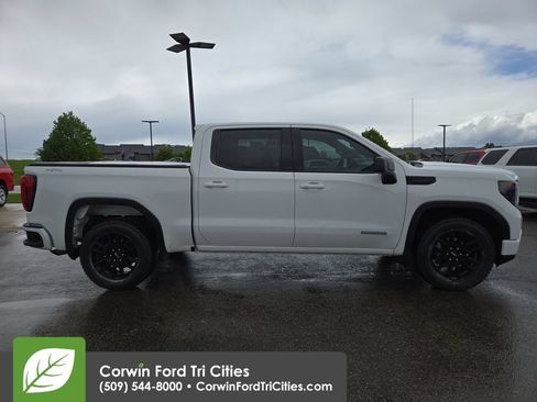 Used 2023 GMC Sierra 1500 Elevation AWD/4WD image 13