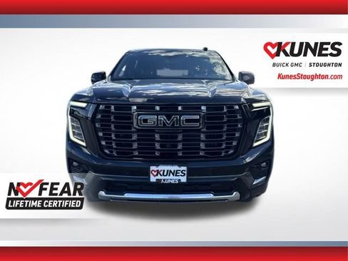 Used 2026 GMC Yukon XL Denali Ultimate w/ LPO, Floor Liner Package AWD/4WD image 5
