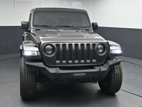 Used 2021 Jeep Wrangler Unlimited Rubicon w/ Xtreme Recon 35" Tire Package image 2
