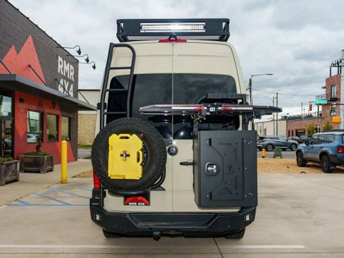 Used 2020 Mercedes-Benz Sprinter 2500 w/ Driver Convenience Package image 6