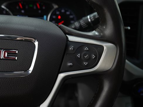 Used 2018 GMC Acadia SLT AWD/4WD image 32