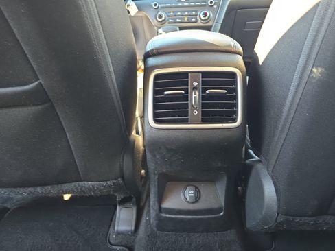 Used 2020 Kia Sportage LX image 26