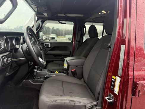 Used 2021 Jeep Wrangler Unlimited Sahara w/ LED Lighting Group image 10