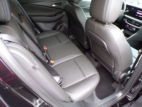 Used 2025 Buick Encore GX Sport Touring w/ Comfort Package FWD image 7