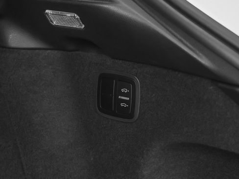 Used 2022 Porsche Macan GTS image 24