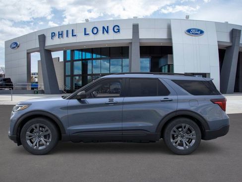 New 2026 Ford Explorer Active w/ Active Comfort Package image 3