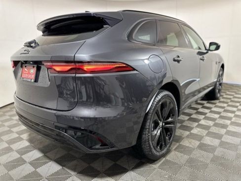 New 2026 Jaguar F-PACE R-Dynamic S image 5