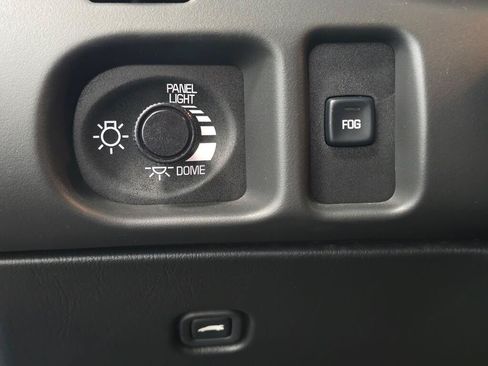 Used 2003 Chevrolet Monte Carlo SS FWD image 28